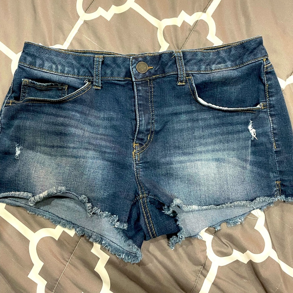 SO Denim Shortie Shorts